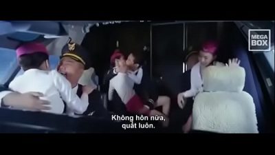 Chị tiếp viên người việt ham chuối tây và cái kết